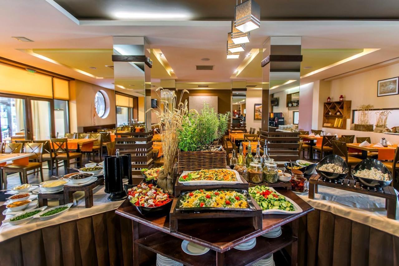 Murite Park Hotel Razlog Exterior foto